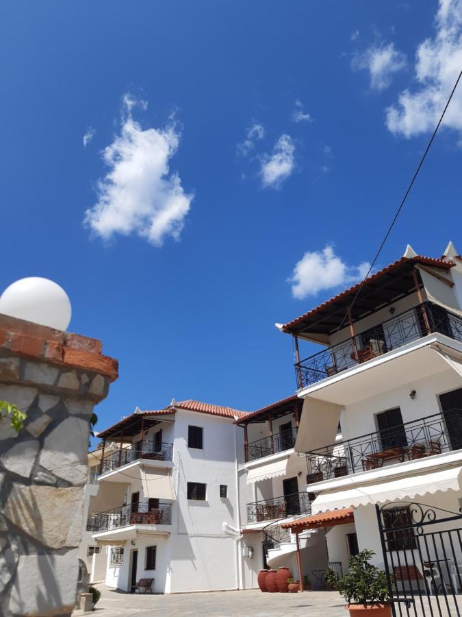 Zaga Apartments - Flats Koroni  Bagian luar foto